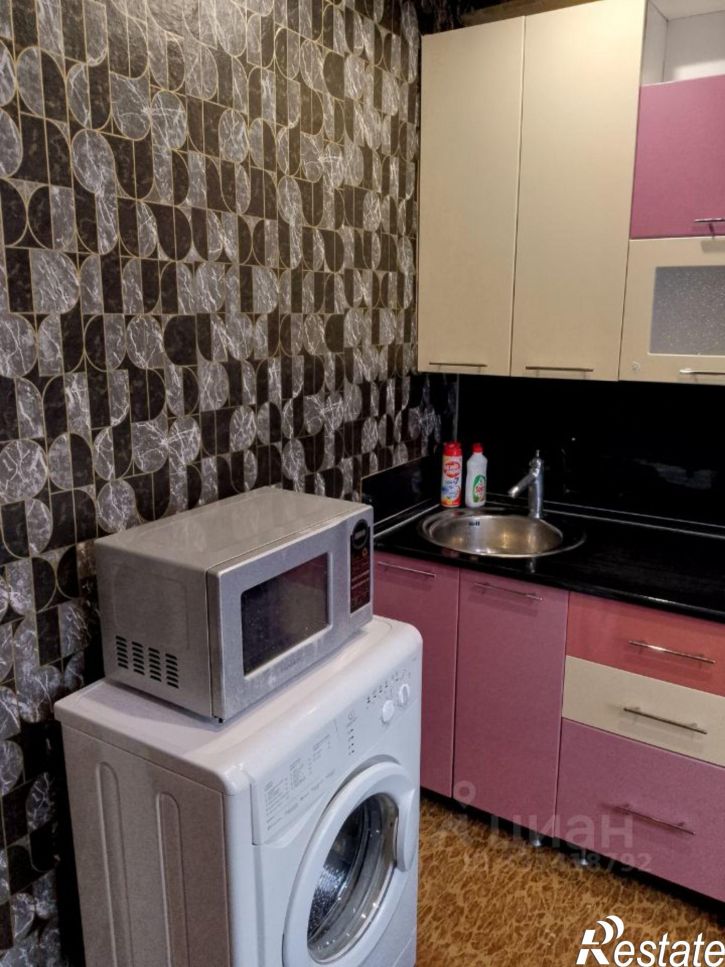 2-комн квартира улица Ломоносова, 4,  д. 4