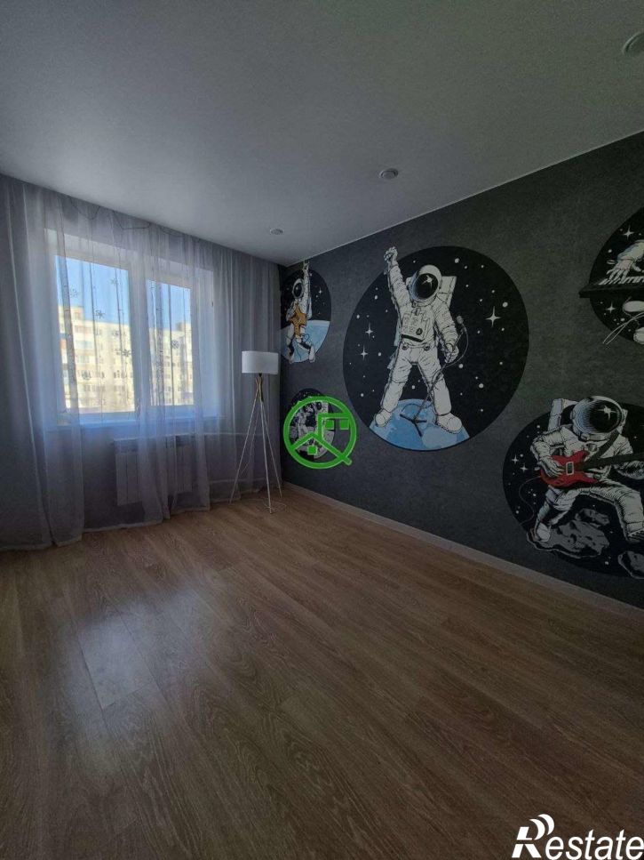 3-комн квартира Звездная улица, 36