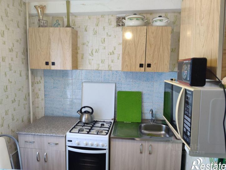 2-комн квартира пр-кт 50 лет Октября, 56,  д. 56