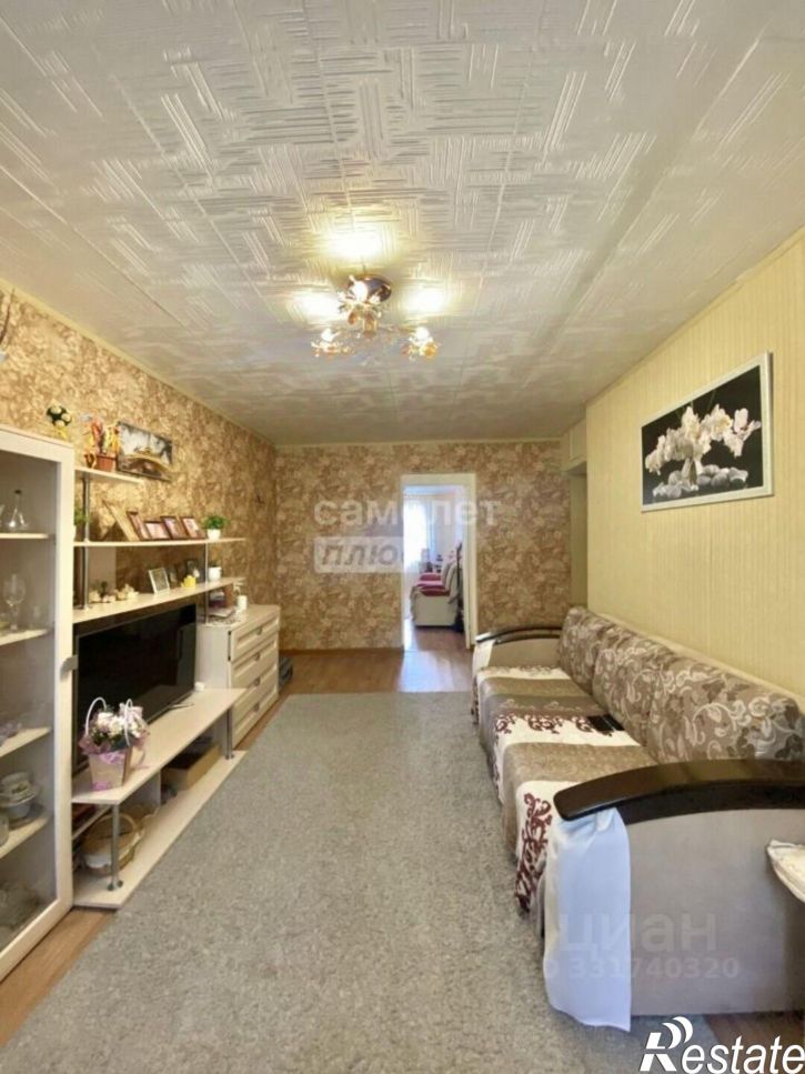 3-комн квартира ул Комарова, 8,  д. 8