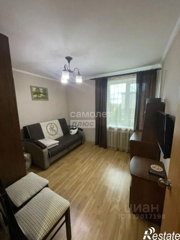 2-комн квартира пр-кт Космонавтов, 14,  д. 14