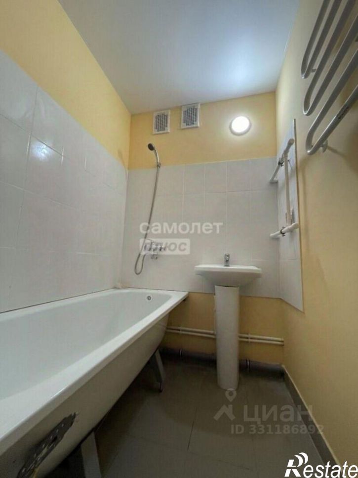 2-комн квартира ул Красноуральская, 3,  д. 3