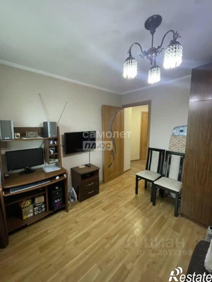 2-комн квартира пр-кт Космонавтов, 14,  д. 14