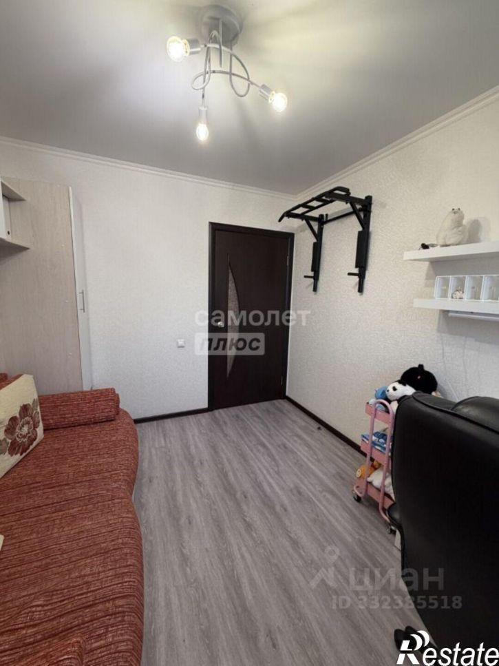 4-комн квартира ул Маршала Жукова, 327,  д. 327