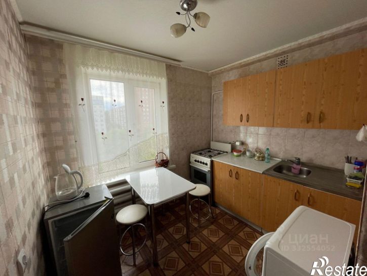 2-комн квартира пр-кт 50 лет Октября, 53,  д. 53