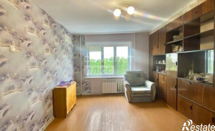 3-комн квартира пр-кт Космонавтов, 4,  д. 4