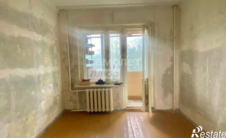 3-комн квартира пр-кт Космонавтов, 4,  д. 4