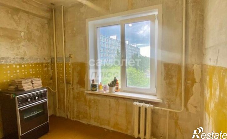 3-комн квартира пр-кт Космонавтов, 4,  д. 4