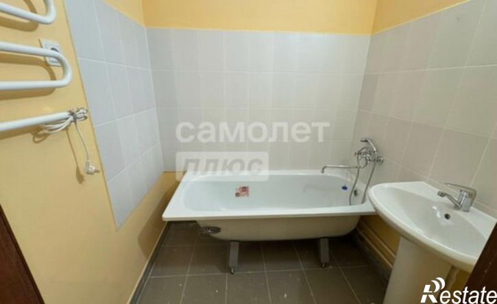 2-комн квартира ул Медногорская, 10,  д. 10