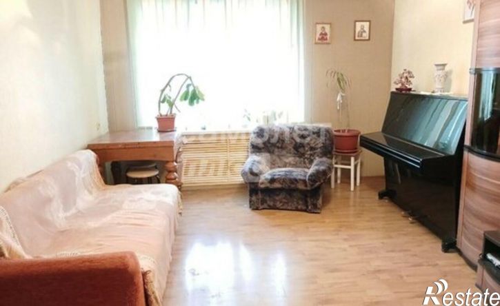 4-комн квартира пр-кт Космонавтов, 4,  д. 4