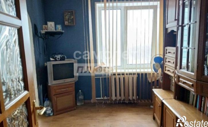 4-комн квартира пр-кт Космонавтов, 4,  д. 4