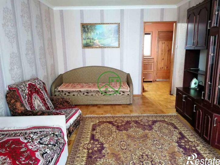3-комн квартира Дзержинского улица, 33