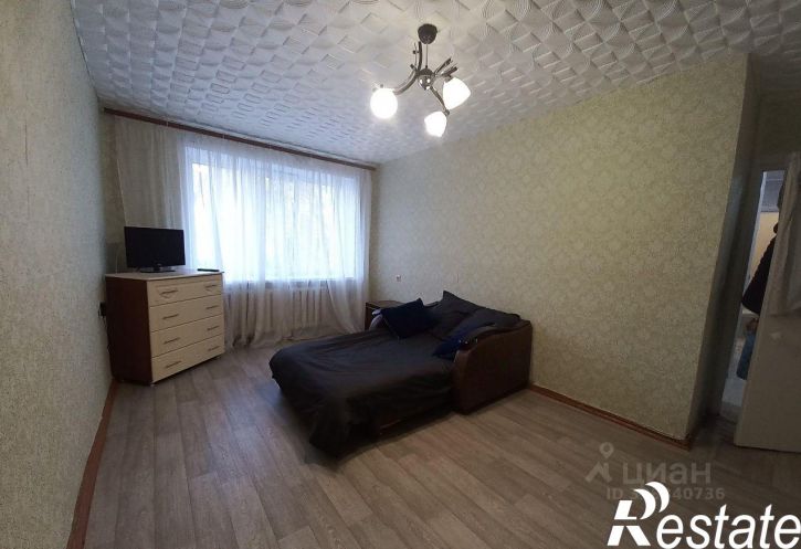 2-комн квартира проспект Космонавтов, 1,  д. 1
