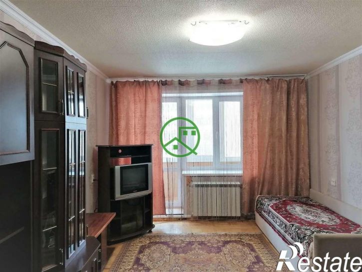3-комн квартира Дзержинского улица, 33