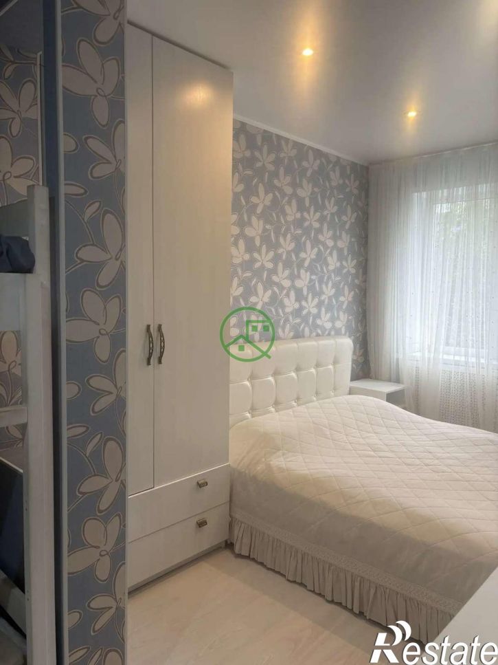 3-комн квартира Гагарина проспект, 1