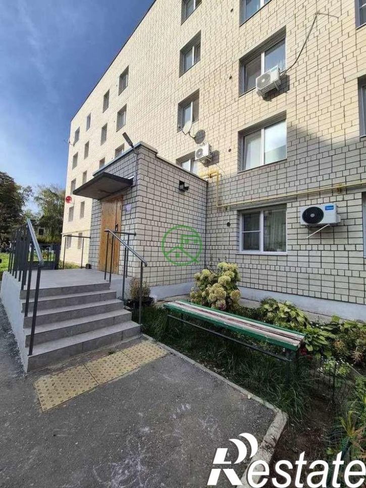 3-комн квартира Стандартные Дома улица, 1