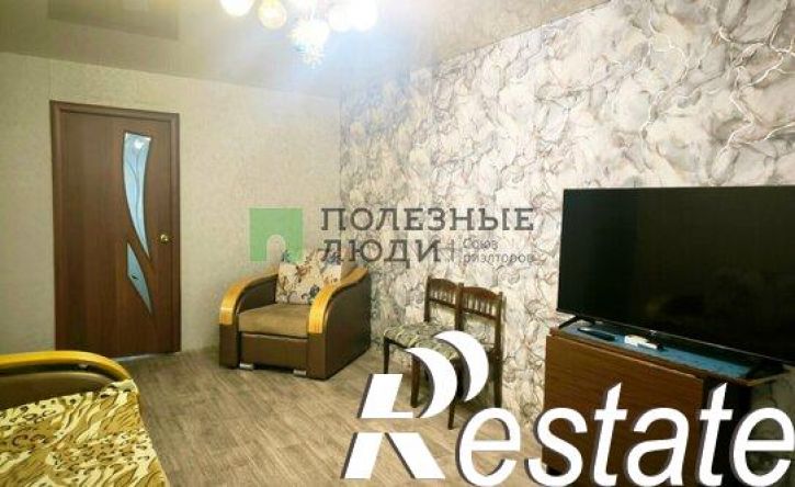 3-комн квартира улица Комарова, 8,  д. 8