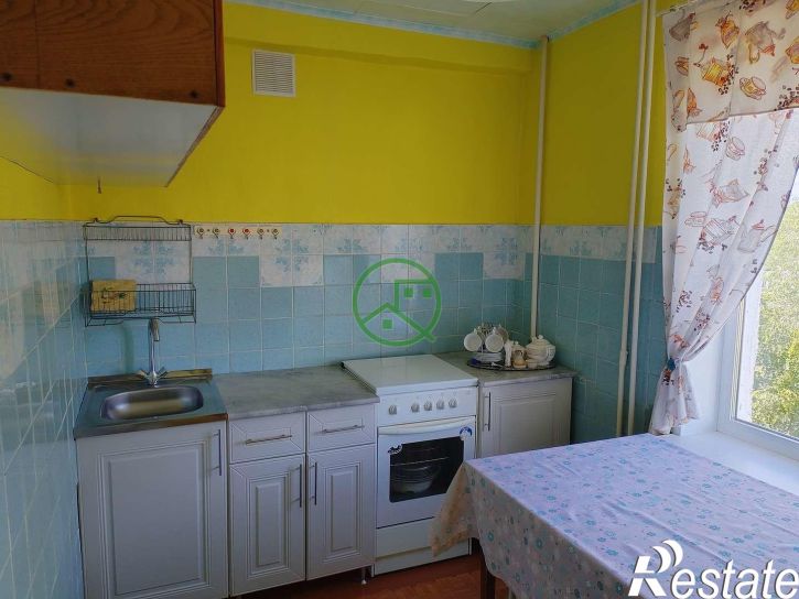3-комн квартира Коммунистическая улица, 18