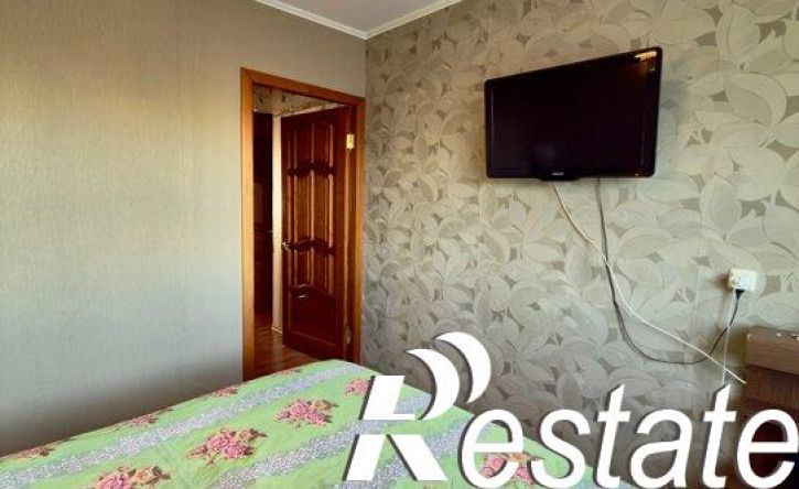 3-комн квартира улица Маршала Жукова, 328,  д. 328
