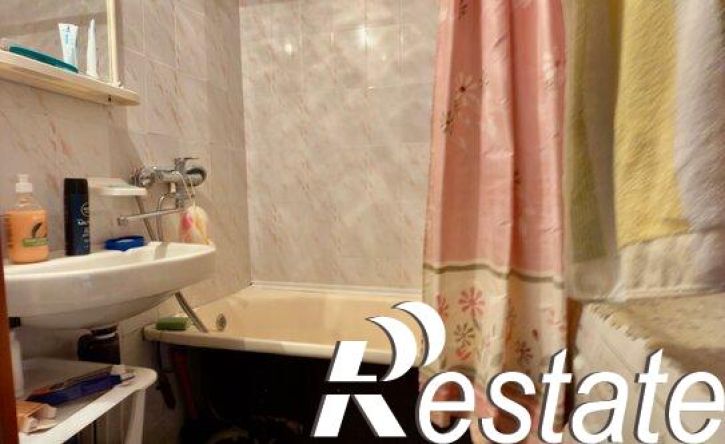 3-комн квартира улица Маршала Жукова, 328,  д. 328