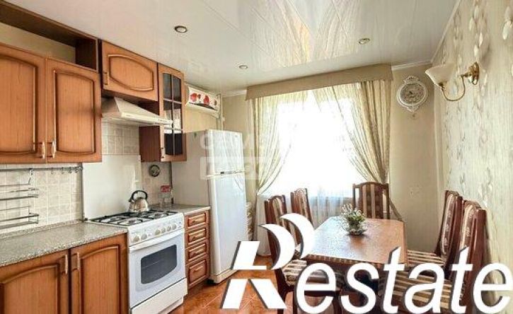 3-комн квартира улица Маршала Жукова, 330,  д. 330